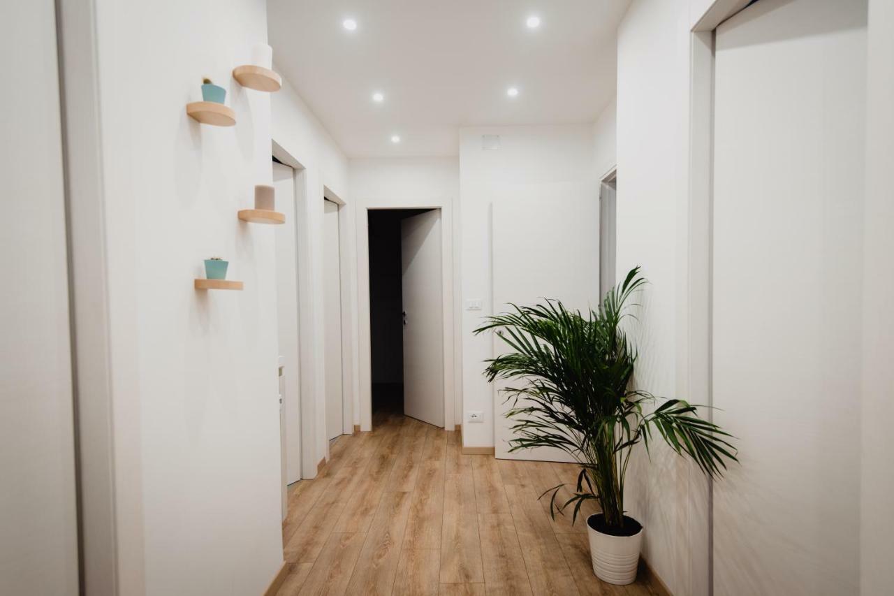 La Boutique Del Vento - Esclusivo In Pieno Centro Apartamento Trieste Exterior foto